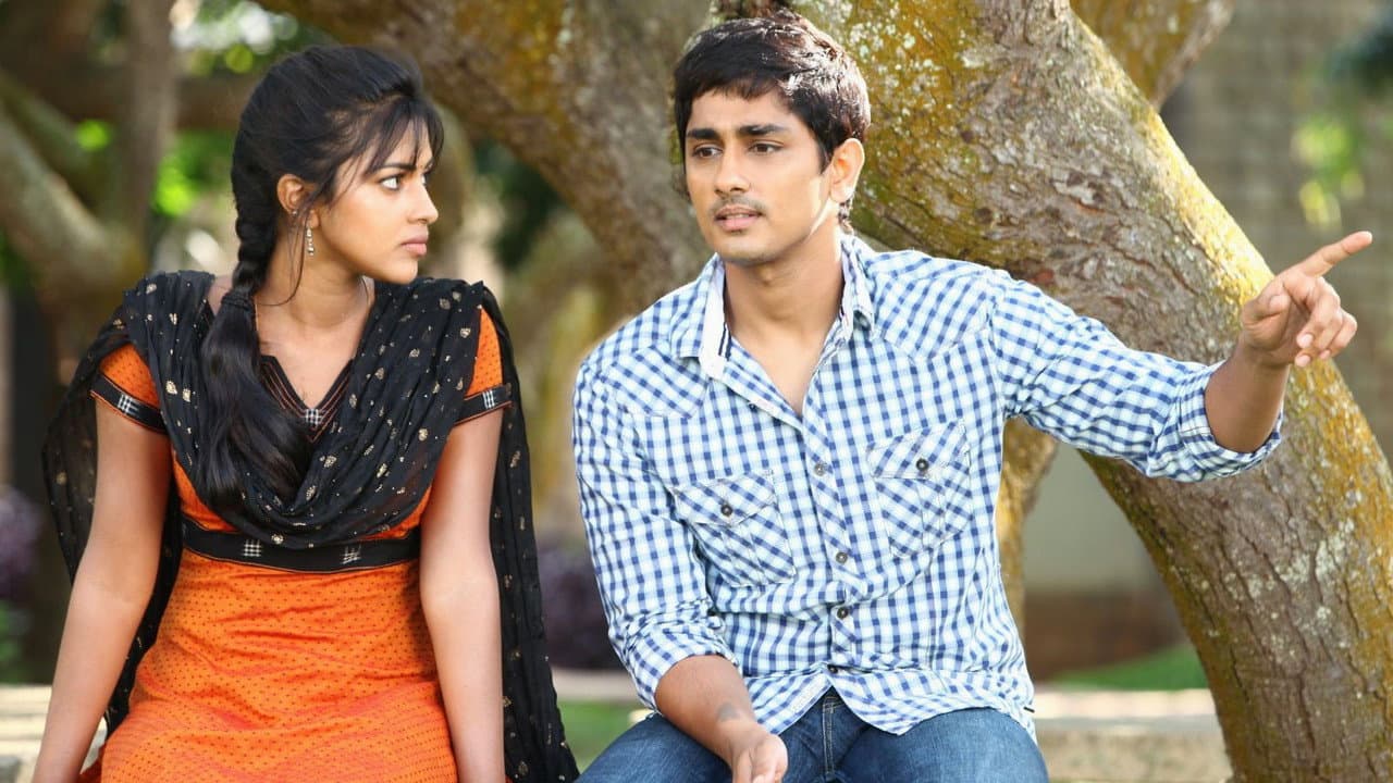 Backdrop – காதலில் சொதப்புவது எப்படி