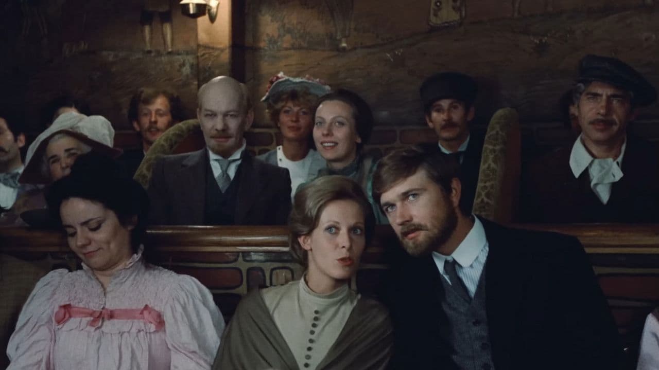 Backdrop – Lenin in Paris