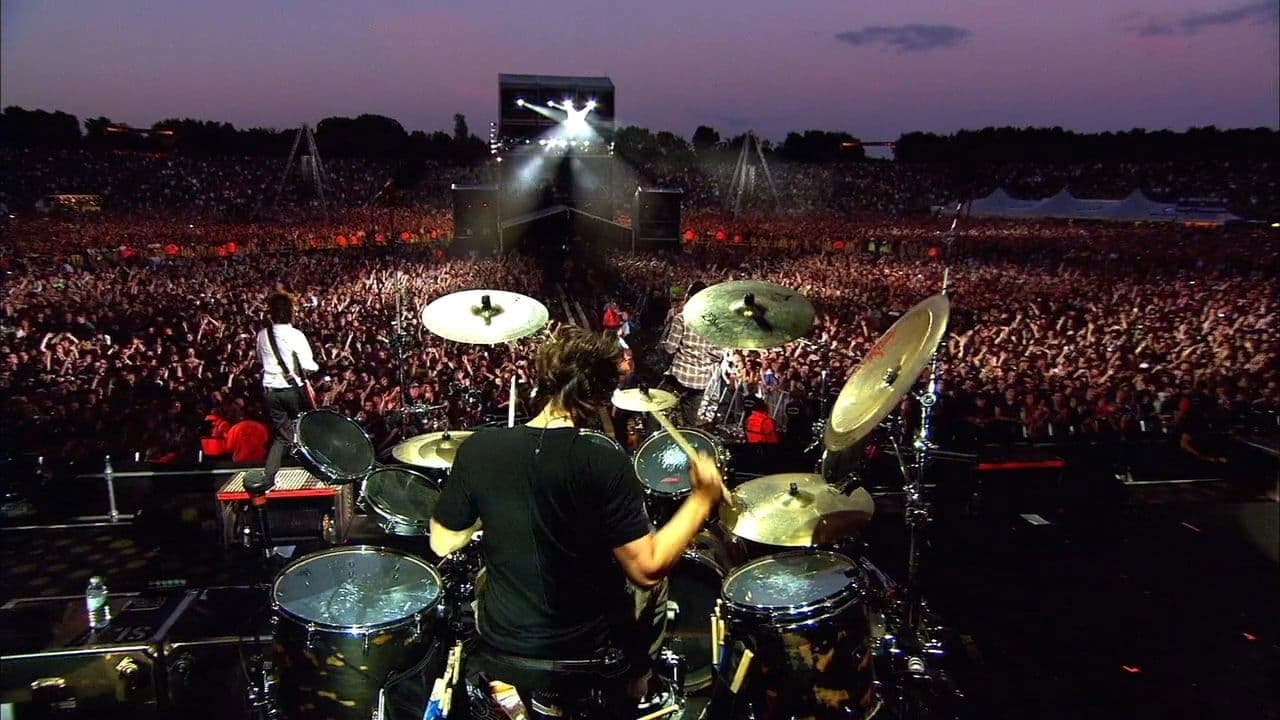 Backdrop – Linkin Park: Road to Revolution - Live at Milton Keynes - Papercut