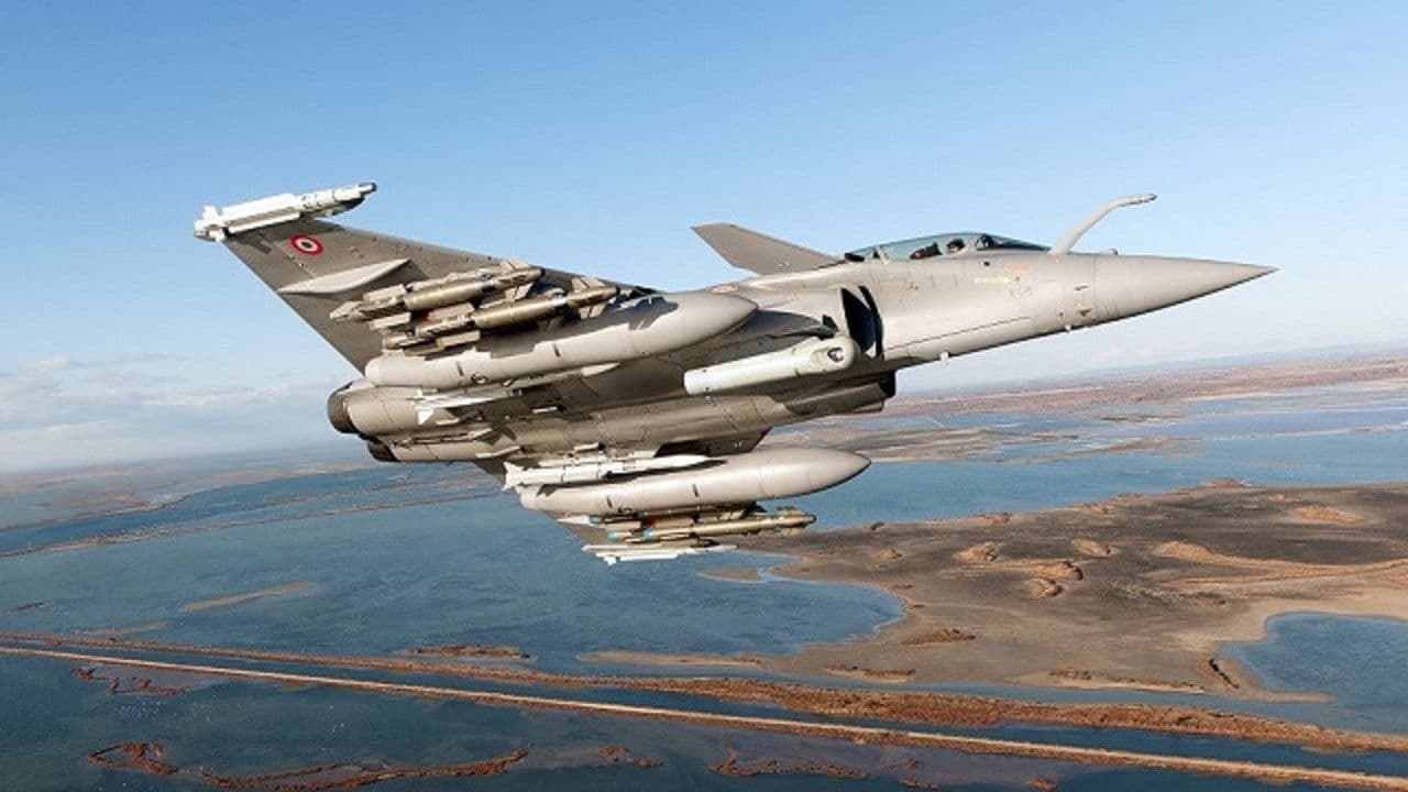 Backdrop – Le Rafale : Avion secret défense