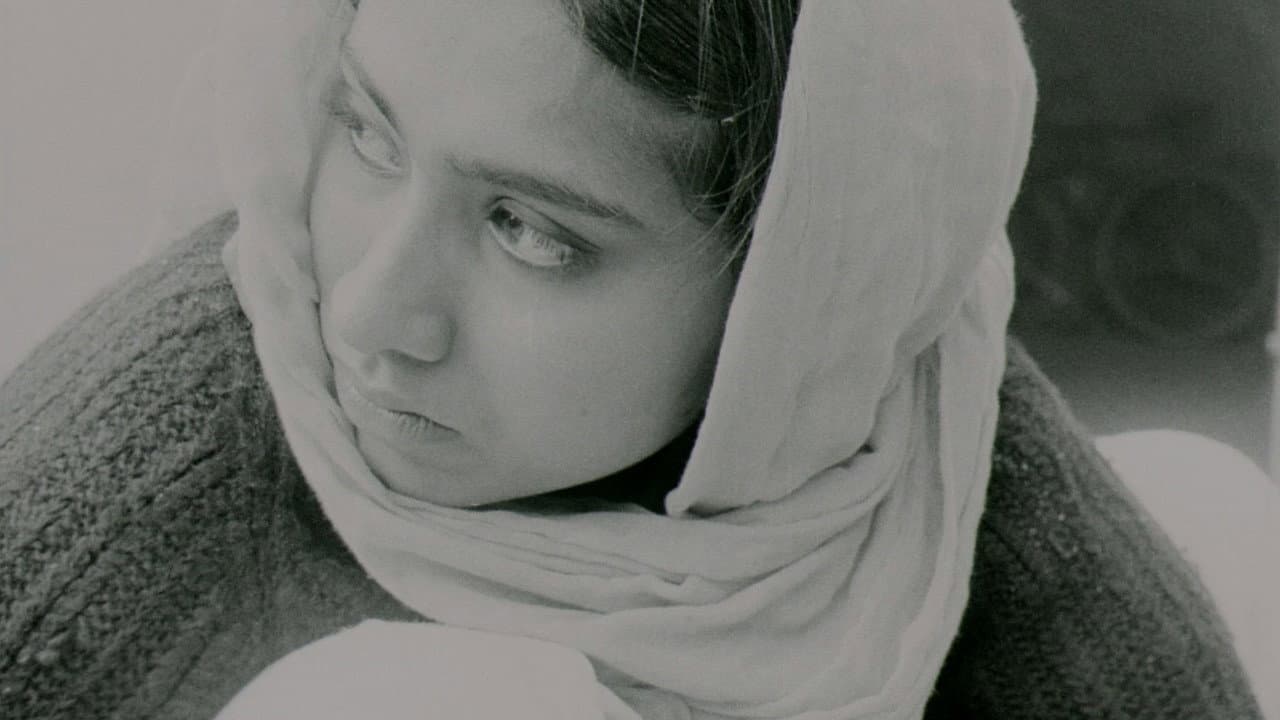 Backdrop – उसकी रोटी