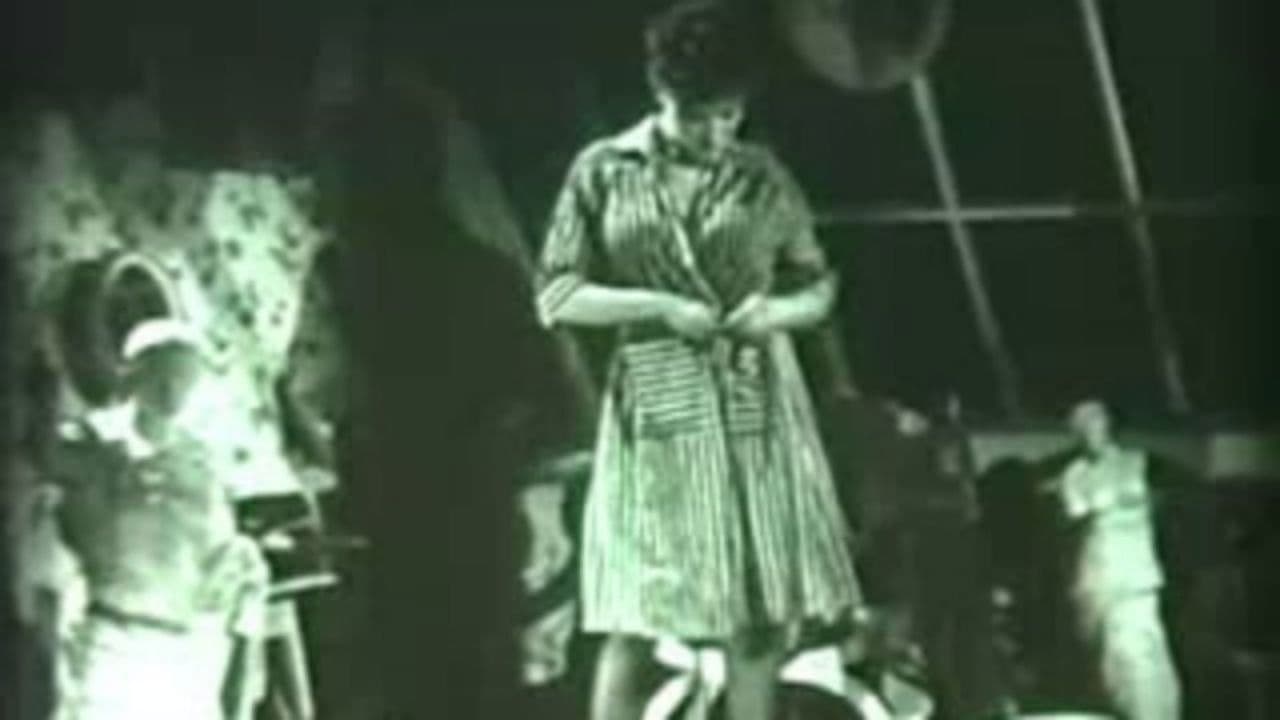 Backdrop – Attic Queen