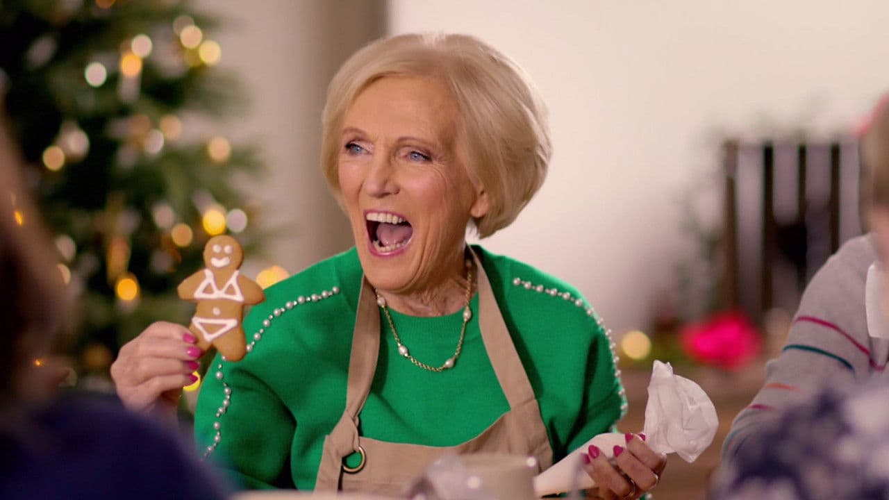 Backdrop – Mary Berry's Country House at Christmas