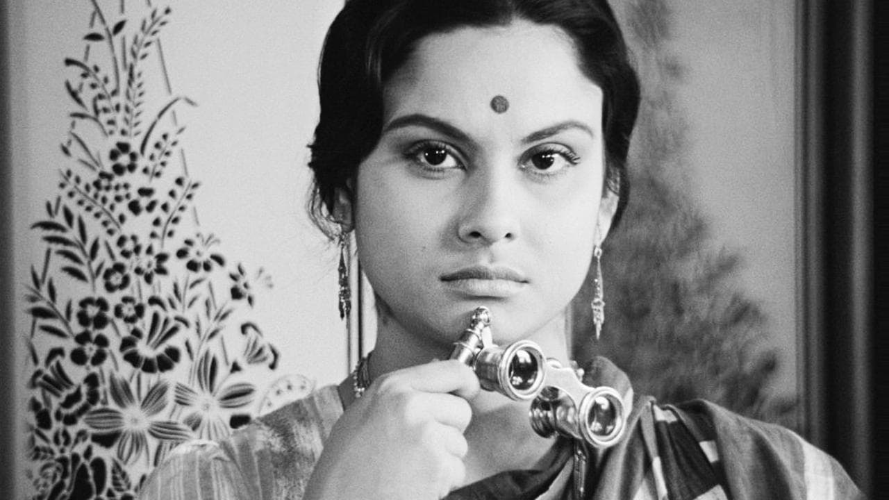 Backdrop – Charulata - Die einsame Frau