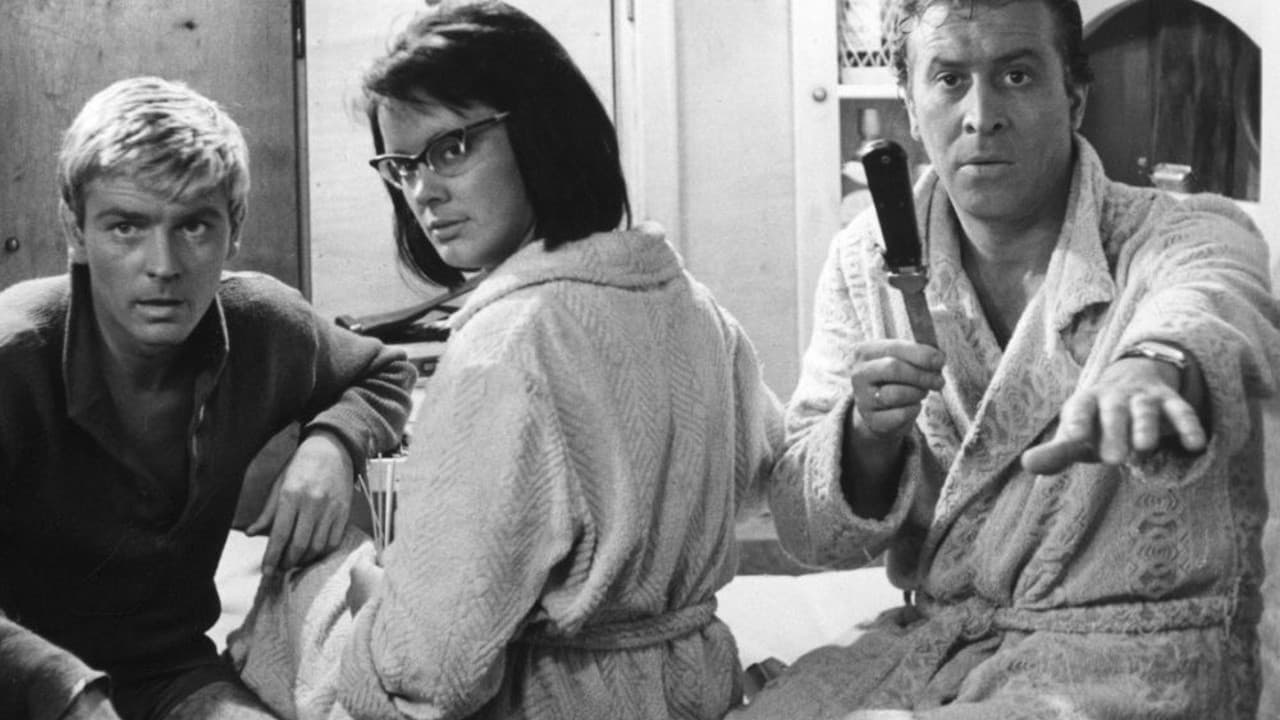 Backdrop – Das Messer im Wasser