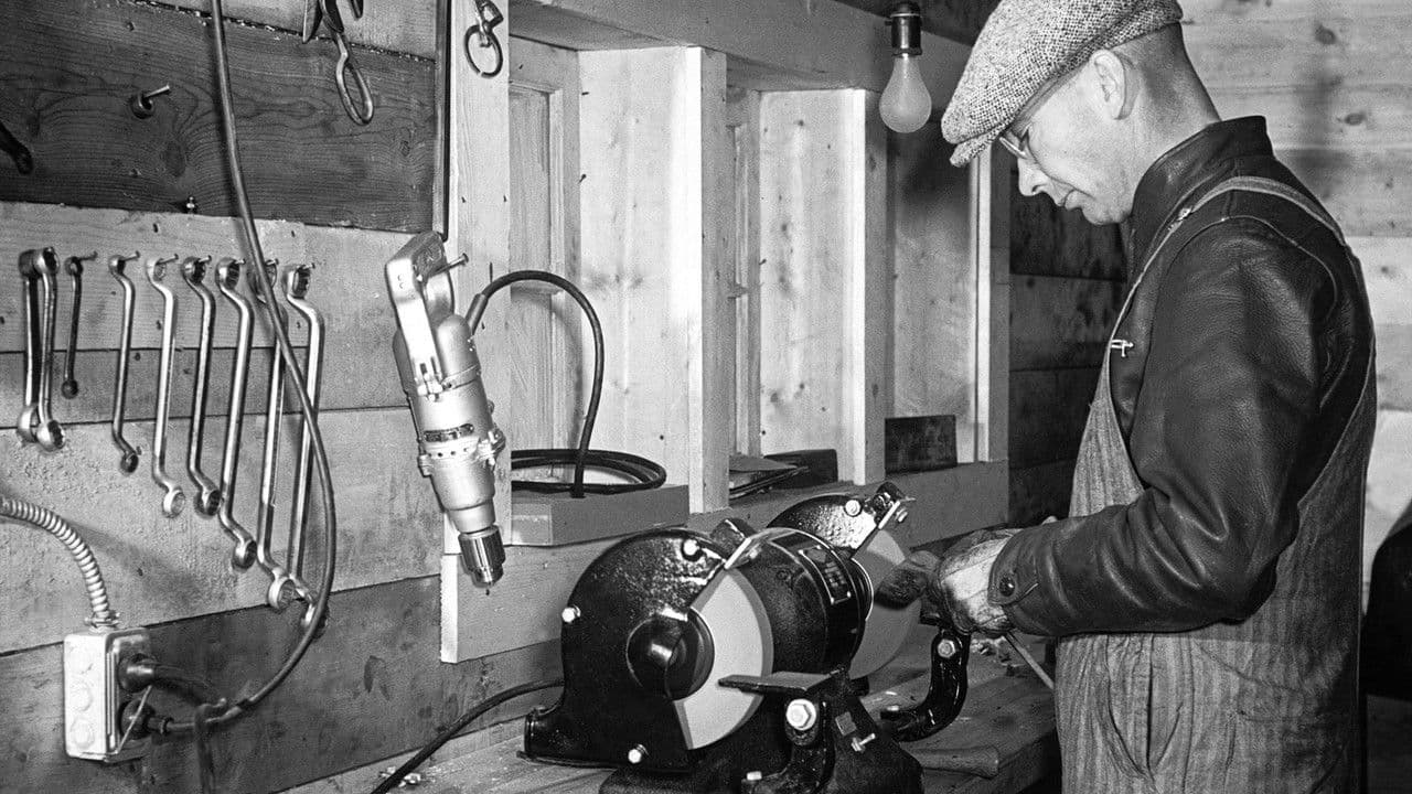 Backdrop – Farm Electrification