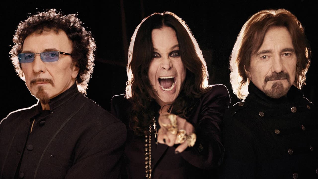 Backdrop – Black Sabbath: 13
