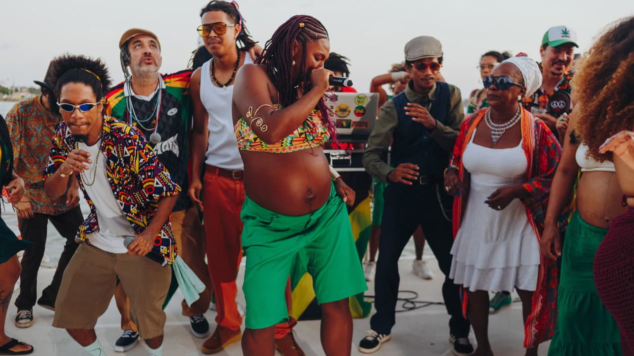 Backdrop – Criola Beat Dancehall Style: Live Inna Reggae Cruise