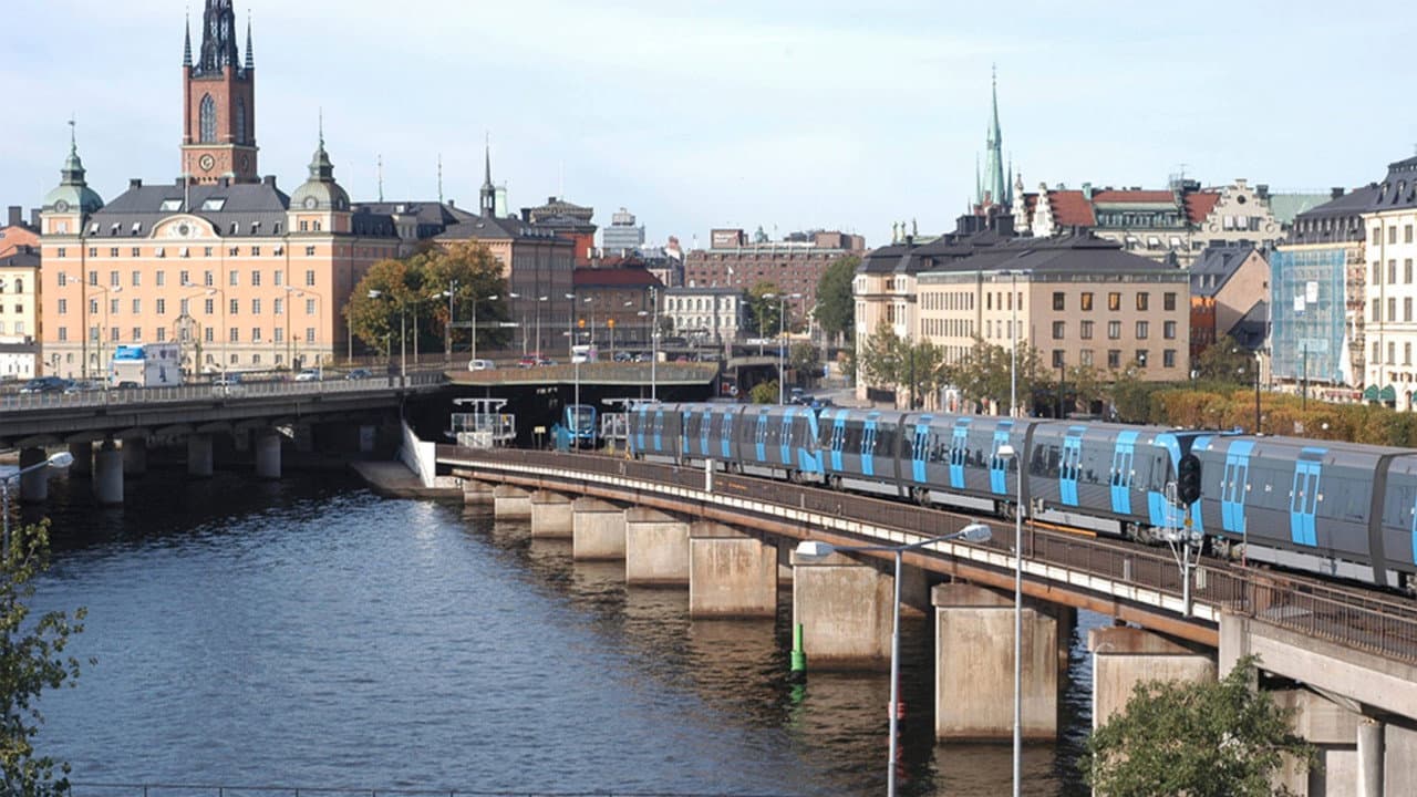 Backdrop – En kluven stad