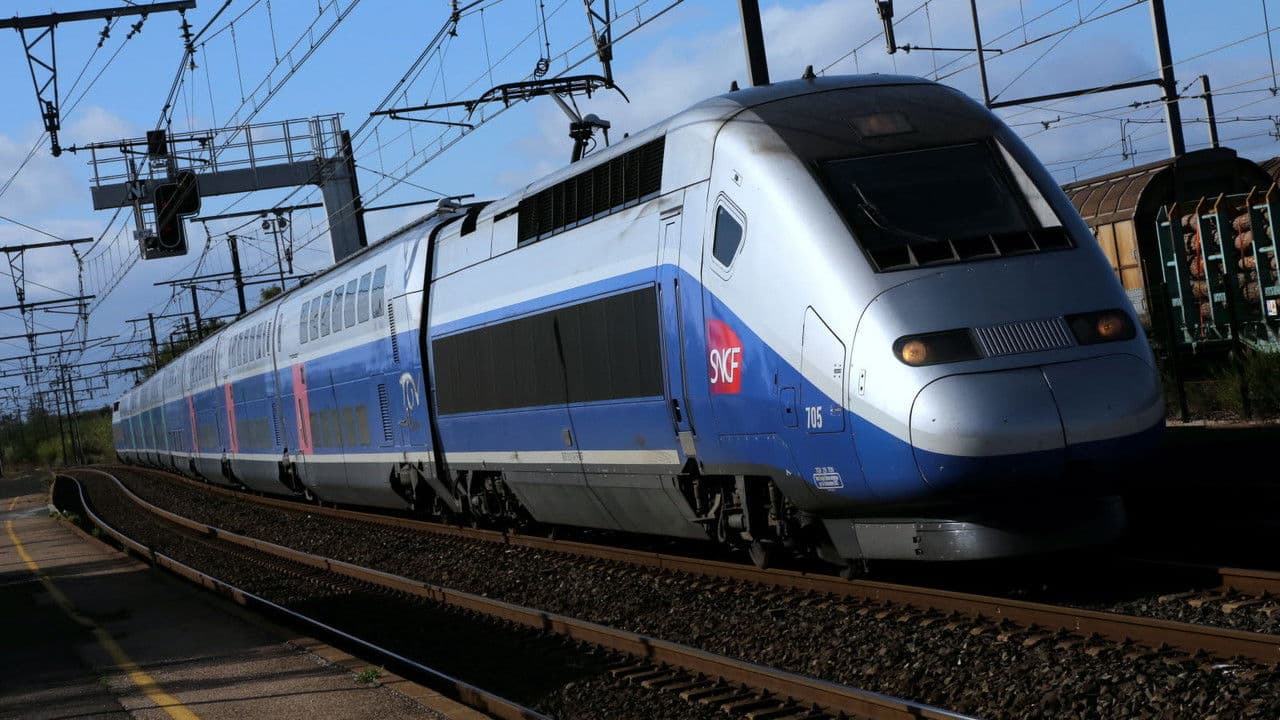 Backdrop – TGV, la réussite française
