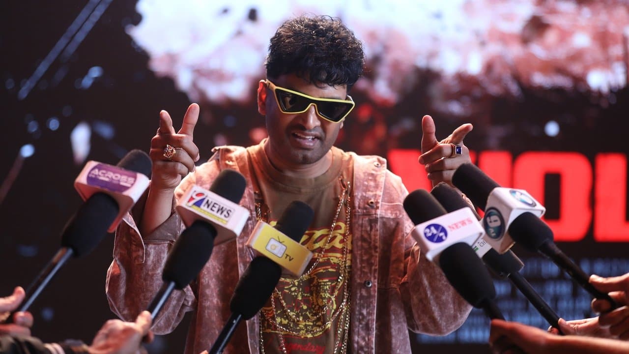 Backdrop – டெவில்'ஸ் டபுள் நெக்ஸ்ட்டு லெவல்