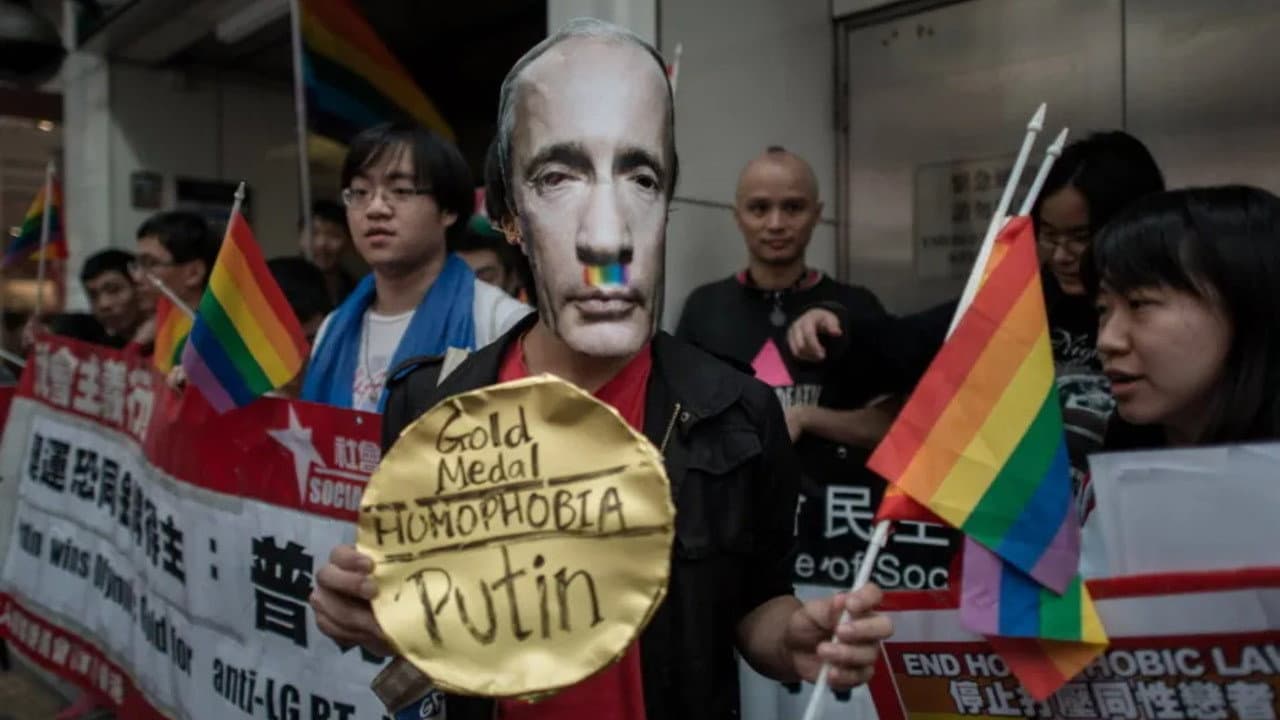 Backdrop – To Russia with Love