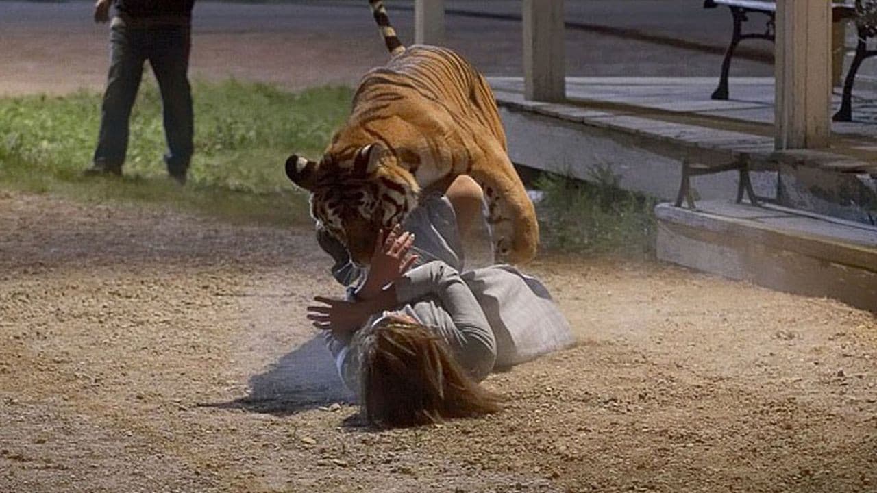 Backdrop – Maneater