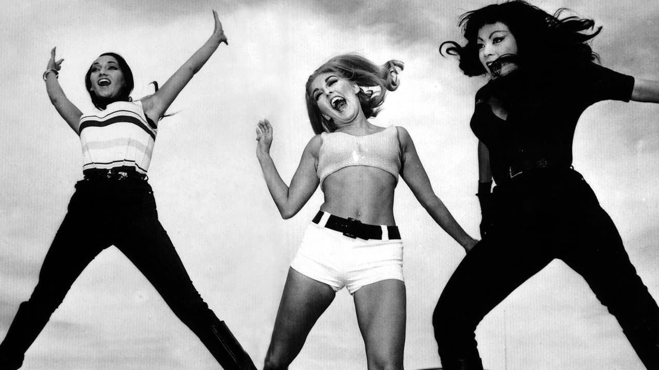 Backdrop – Die Satansweiber von Tittfield