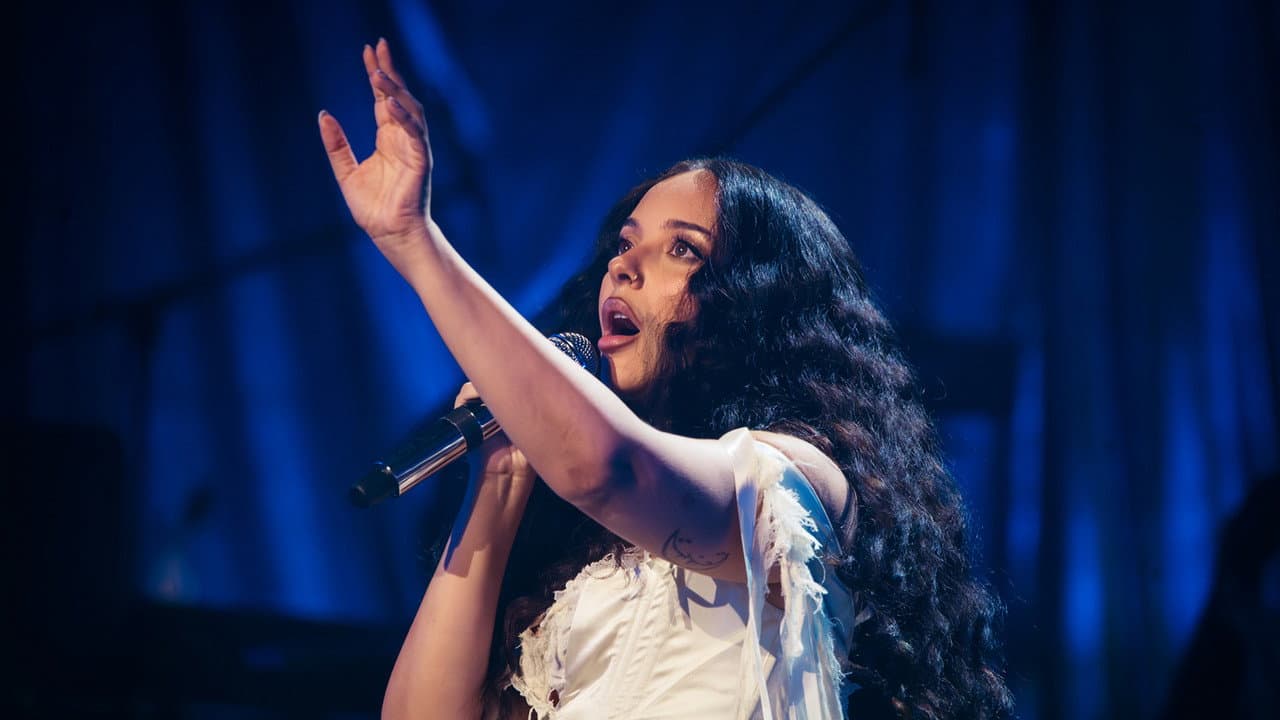 Backdrop – JADE at the Proms: A Homecoming