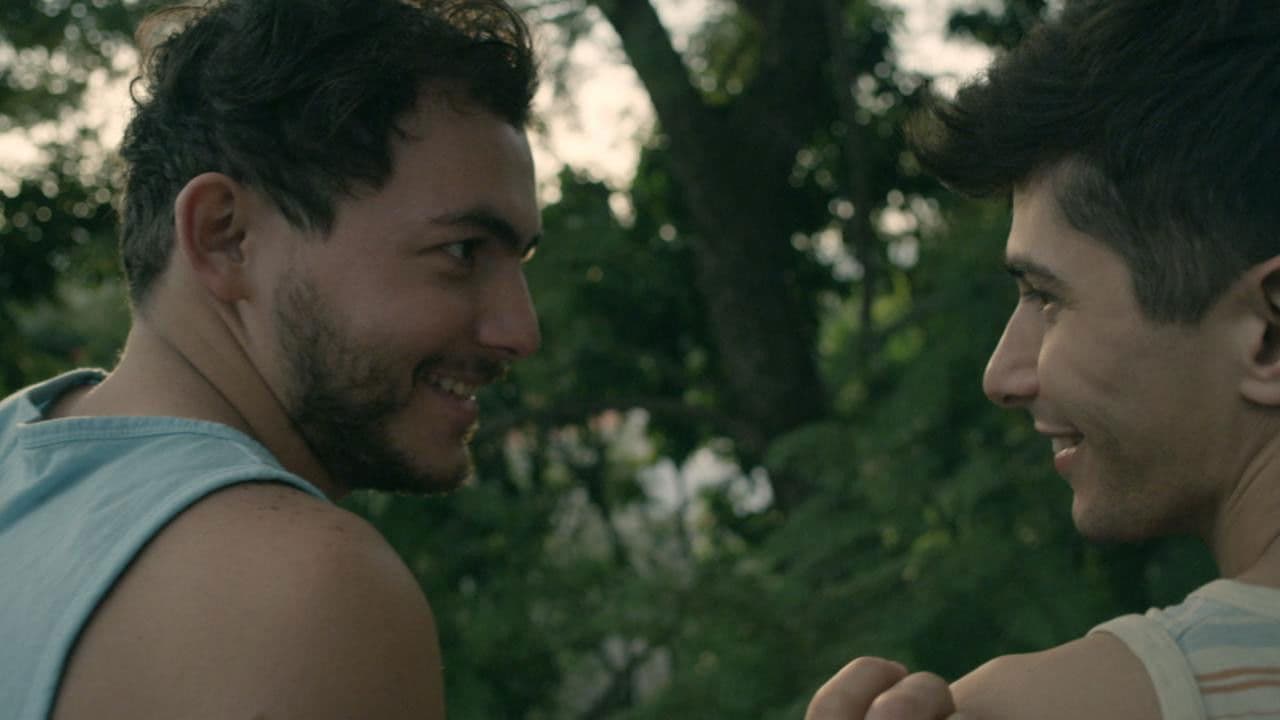 Backdrop – Raro el que no es raro