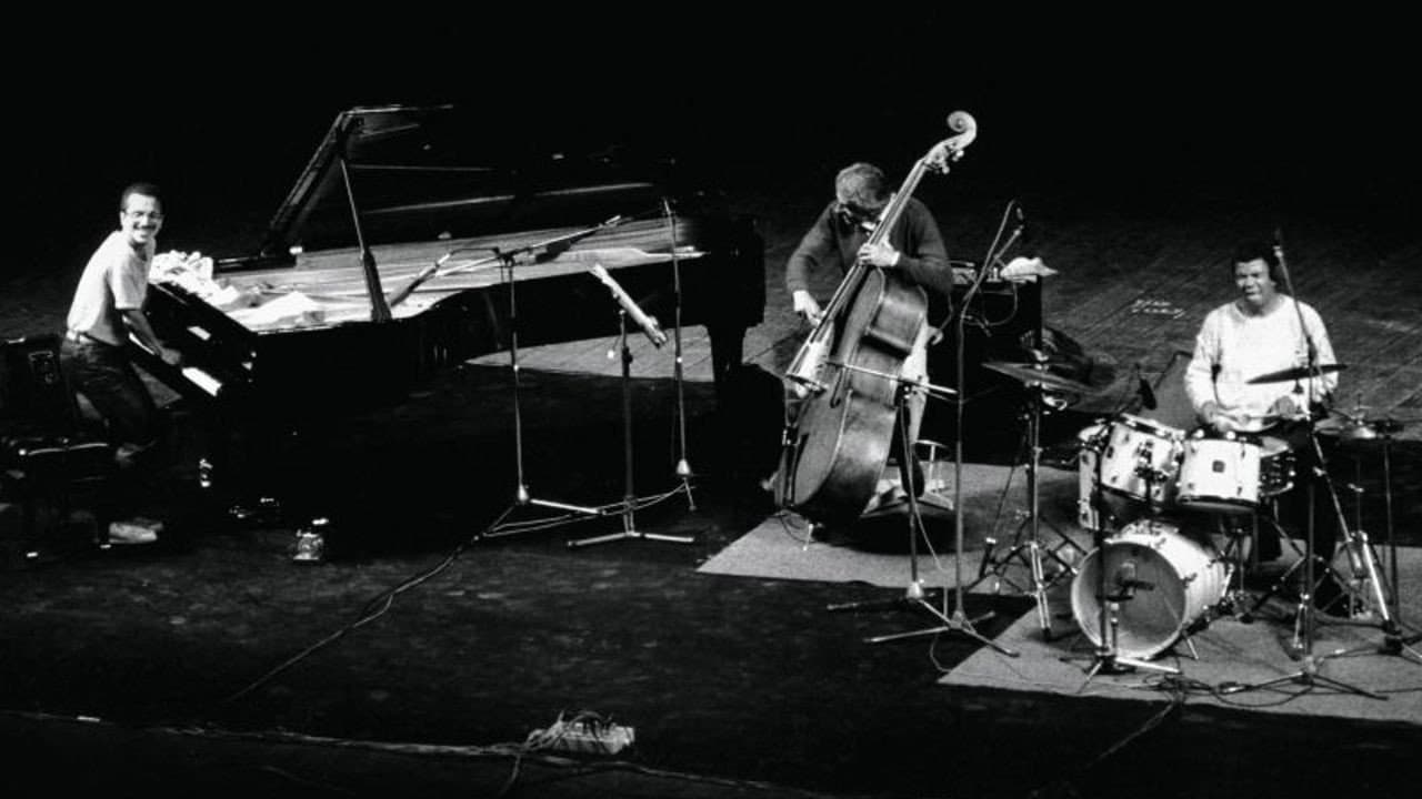 Backdrop – Keith Jarrett: Standards