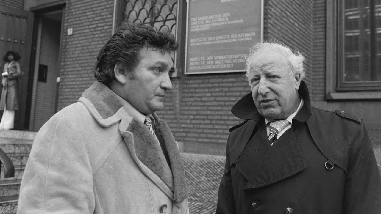 Backdrop – De koppelbazen – dooltocht door de bouw