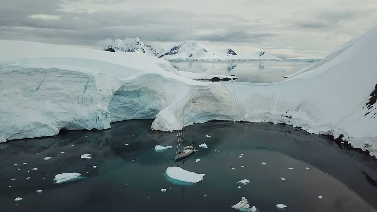 Backdrop – Tànana en Antarctique