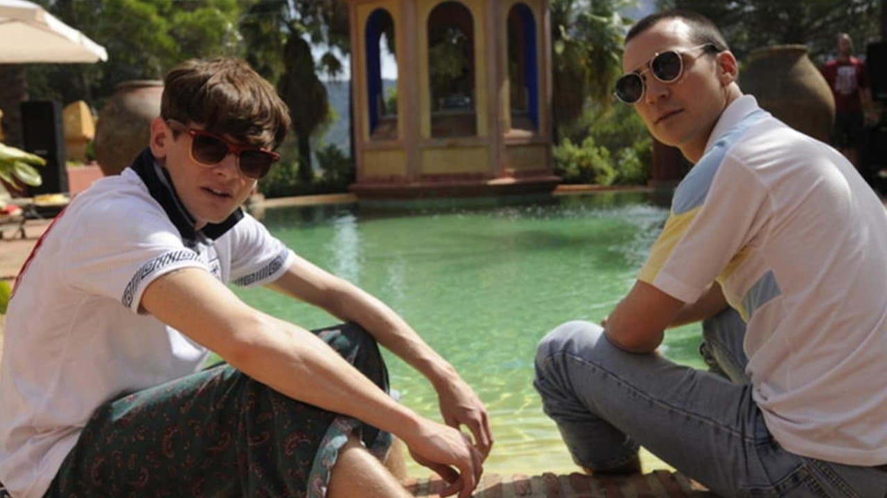 Backdrop – Weekender