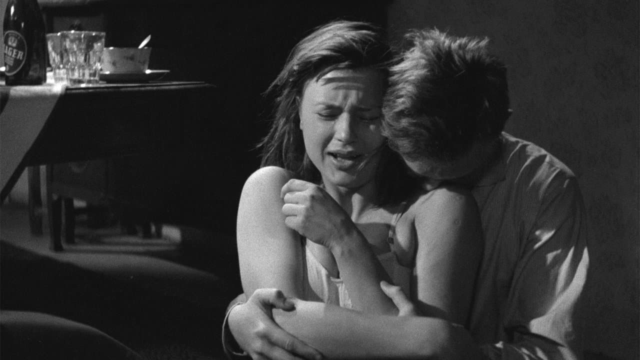 Backdrop – Die Zeit mit Monika