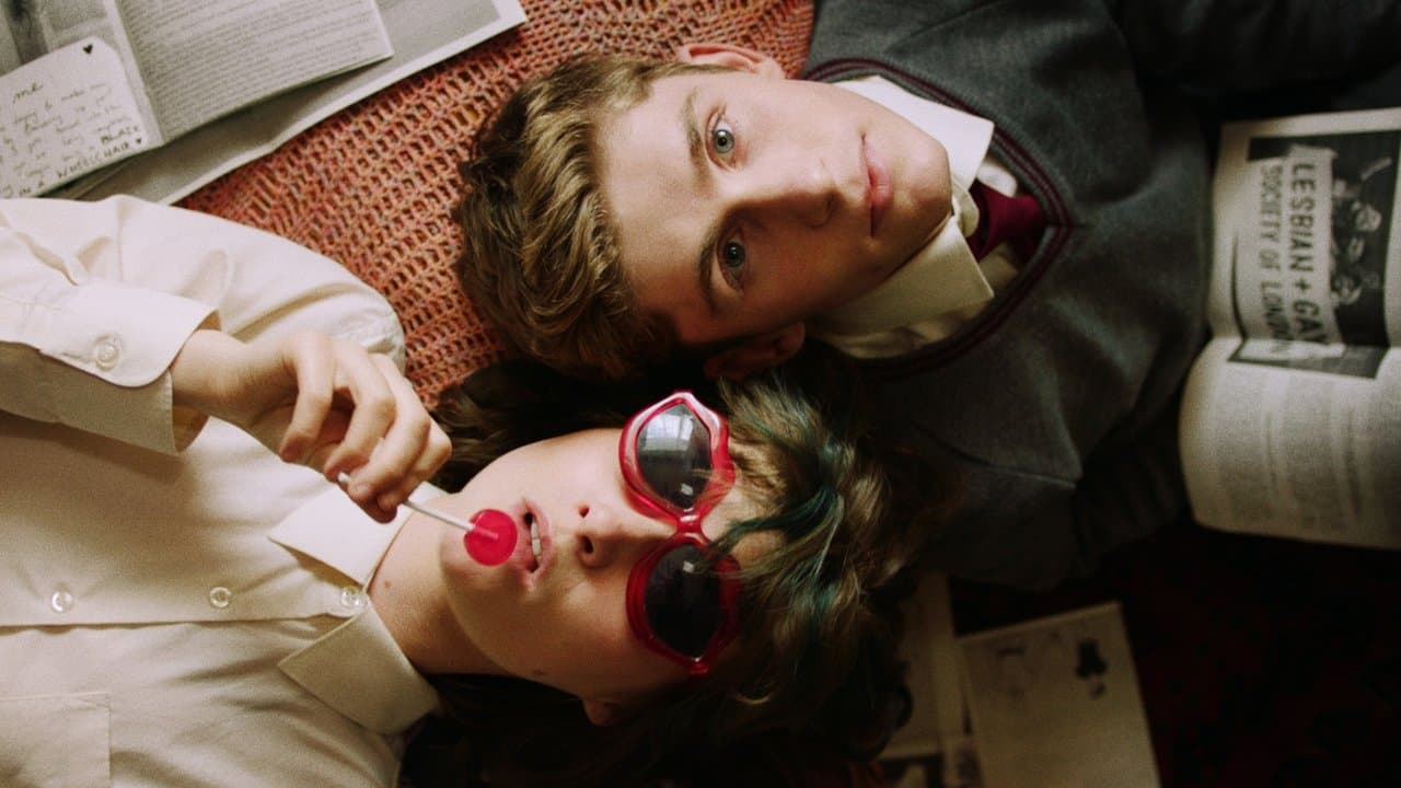 Backdrop – Dating Amber