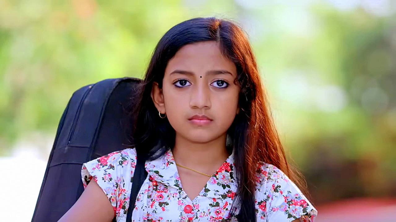 Backdrop – ഉത്തരം പറയാതെ...