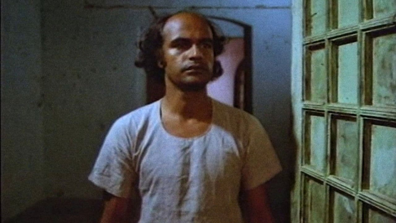 Backdrop – सतह से उठता आदमी