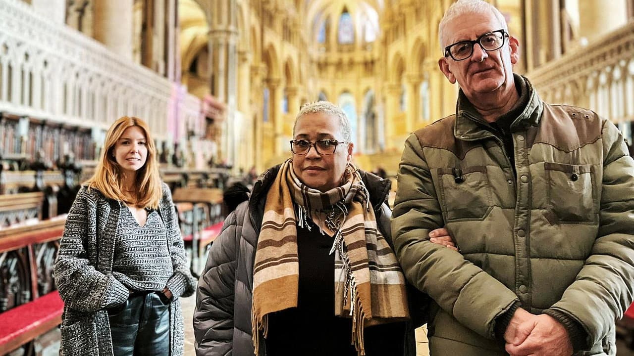 Backdrop – Two Daughters