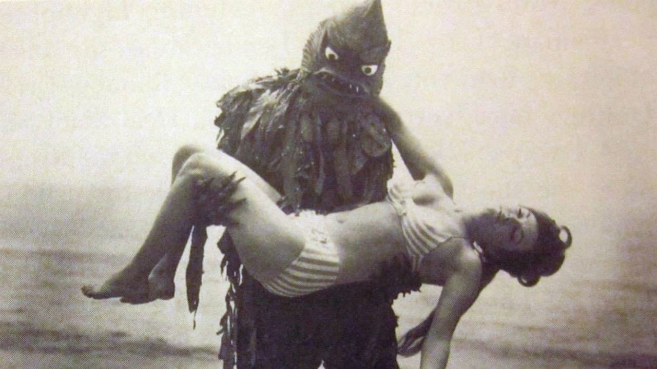 Backdrop – The Beach Girls and the Monster