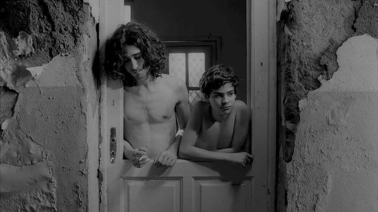 Backdrop – Todos Esses Dias em Que Sou Estrangeiro