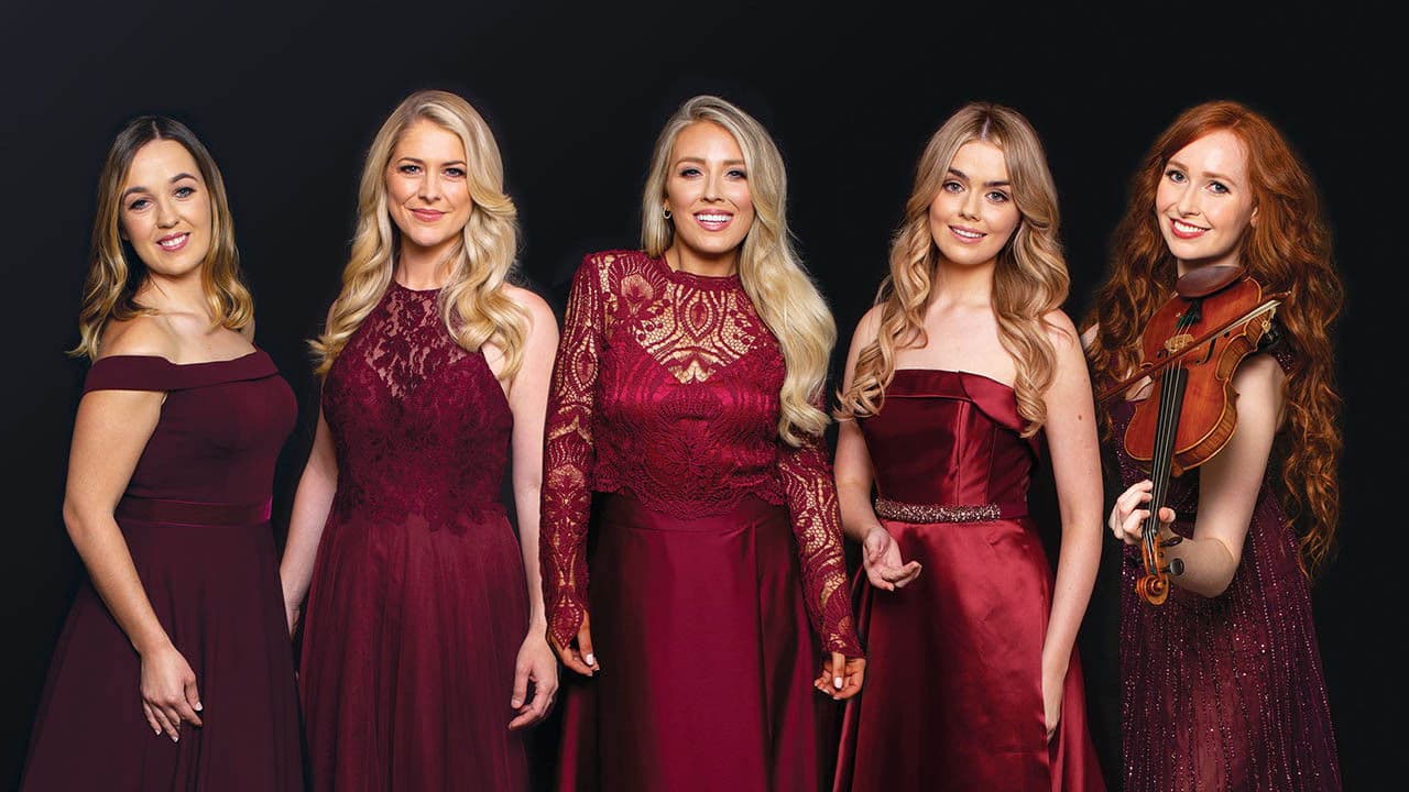 Backdrop – Celtic Woman: Postcards From Ireland