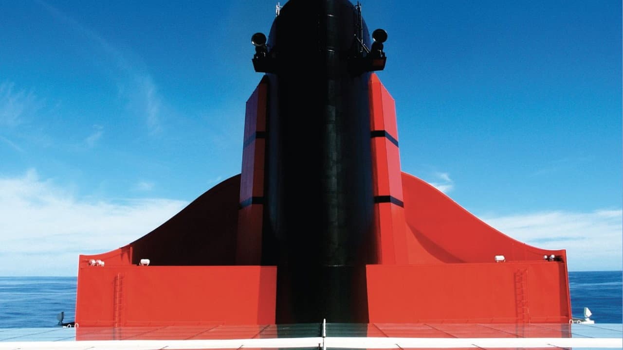 Backdrop – Queen Mary 2, la reine des mers