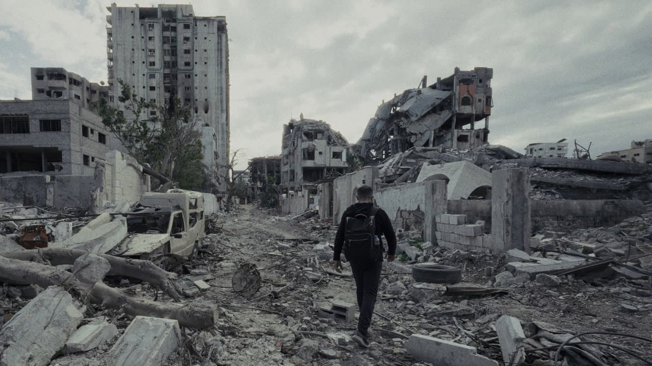 Backdrop – Farfour: A War Diary from Gaza