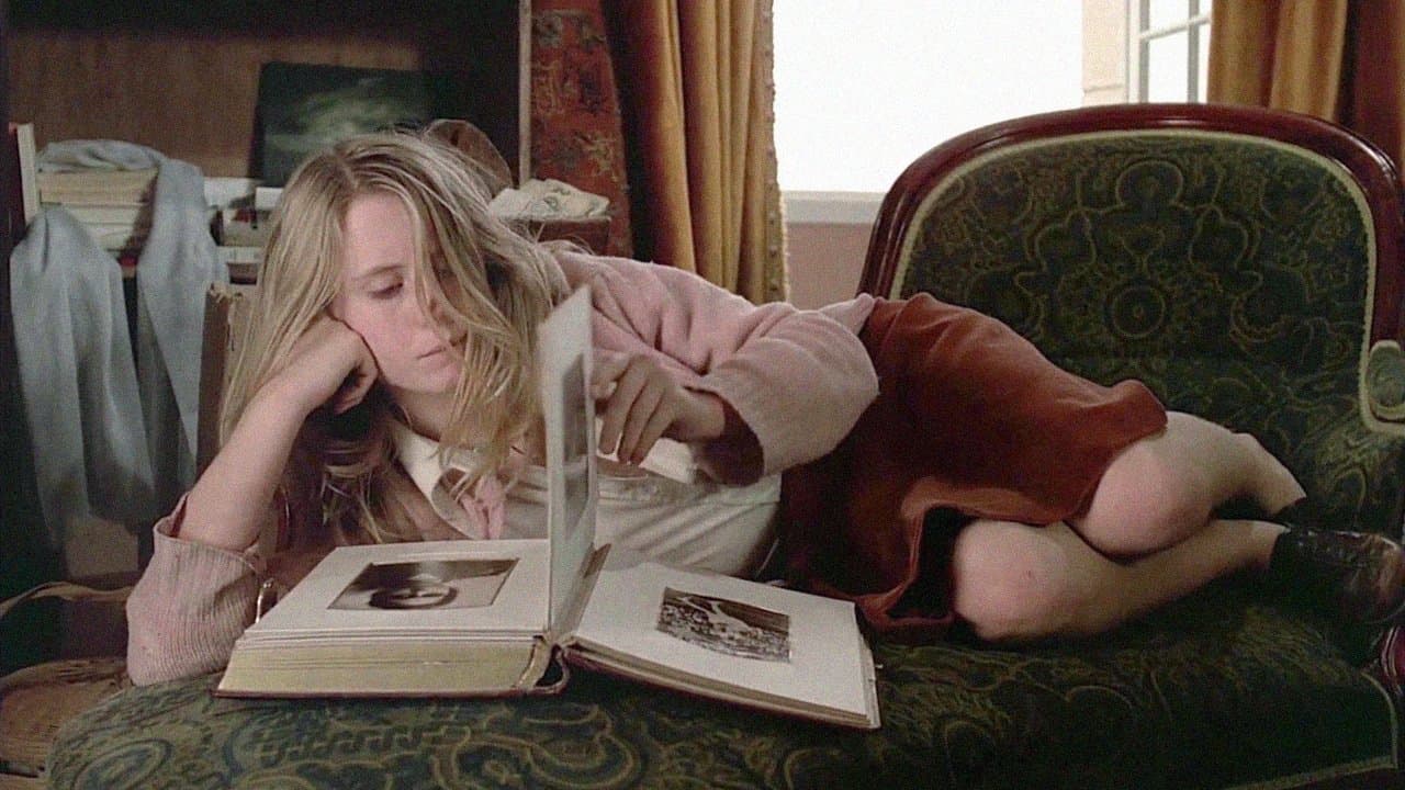 Backdrop – Black Moon