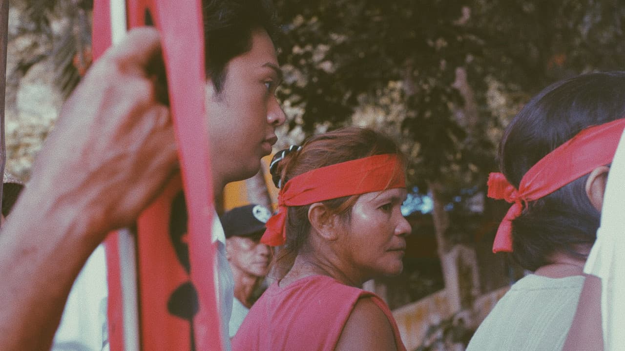 Backdrop – Ang Nagliliyab na Kasaysayan ng Pamilya Dela Cruz