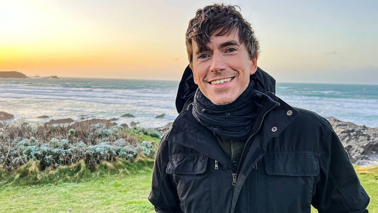Backdrop – Simon Reeve's Return to Cornwall