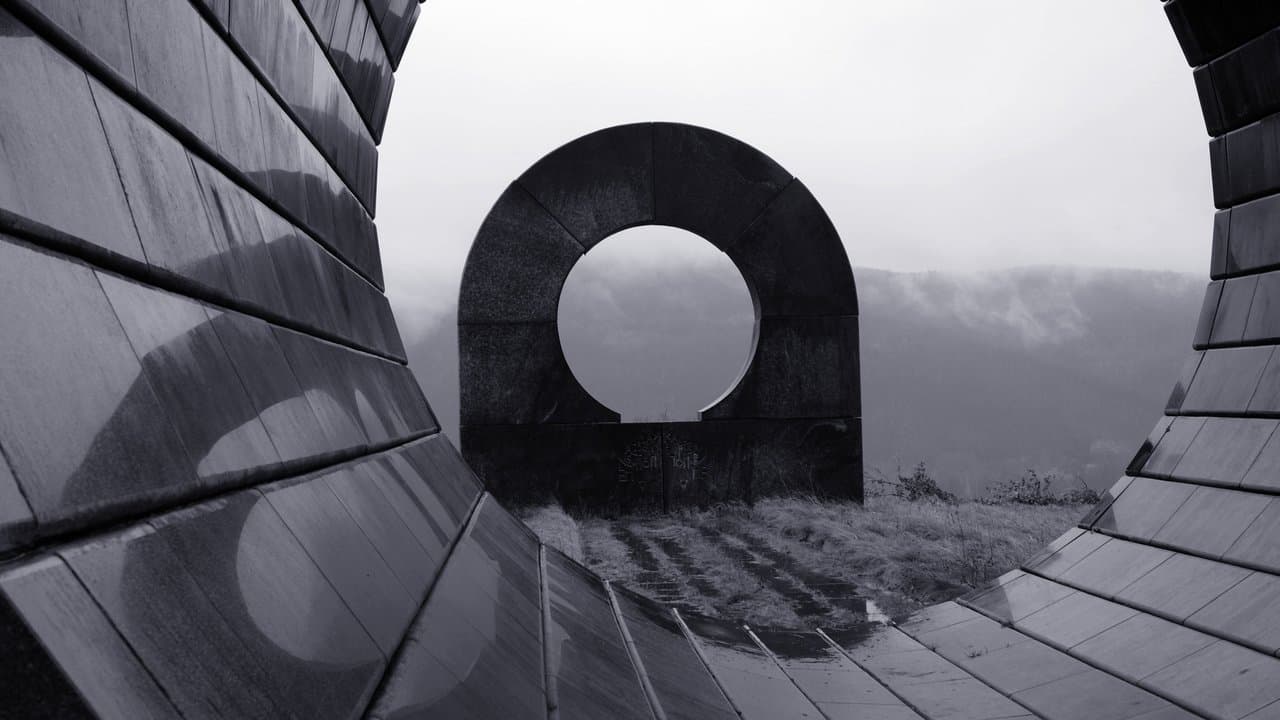 Backdrop – Last and First Men – Die letzten und die ersten Menschen