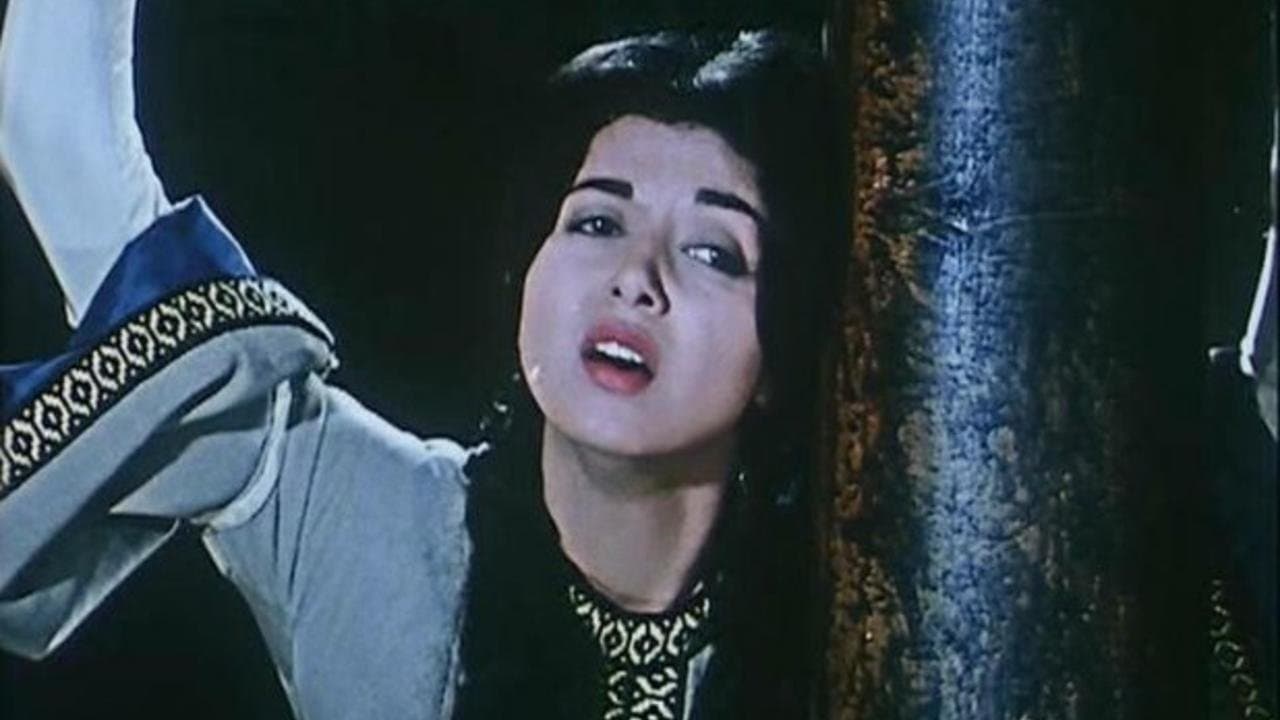 Backdrop – رابعة العدوية
