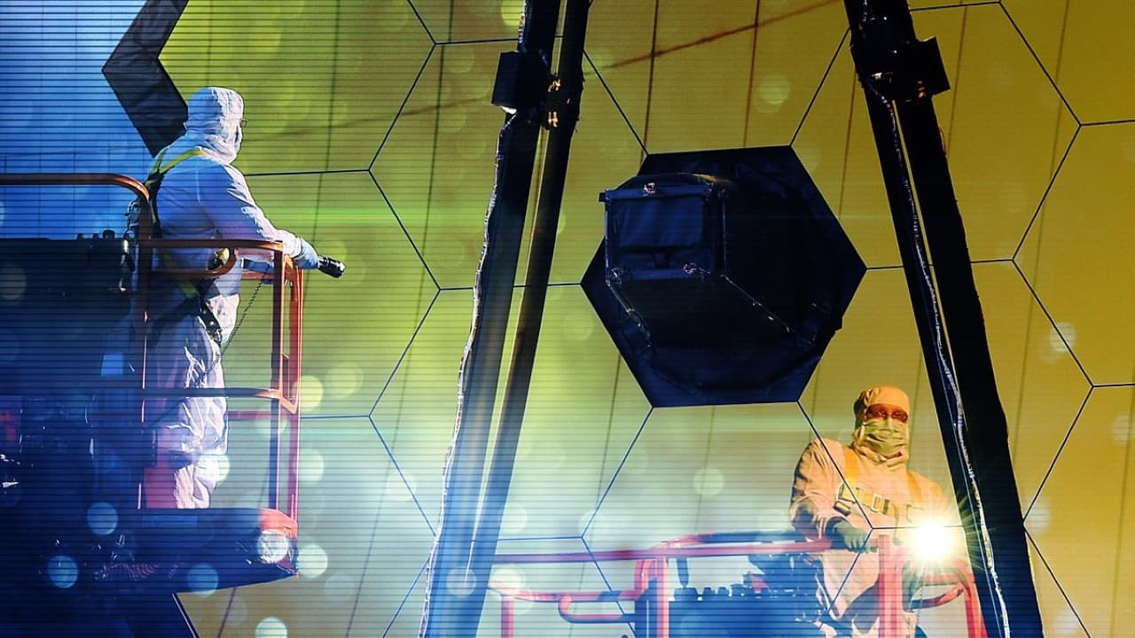 Backdrop – Super Telescope: Mission to the Edge of the Universe