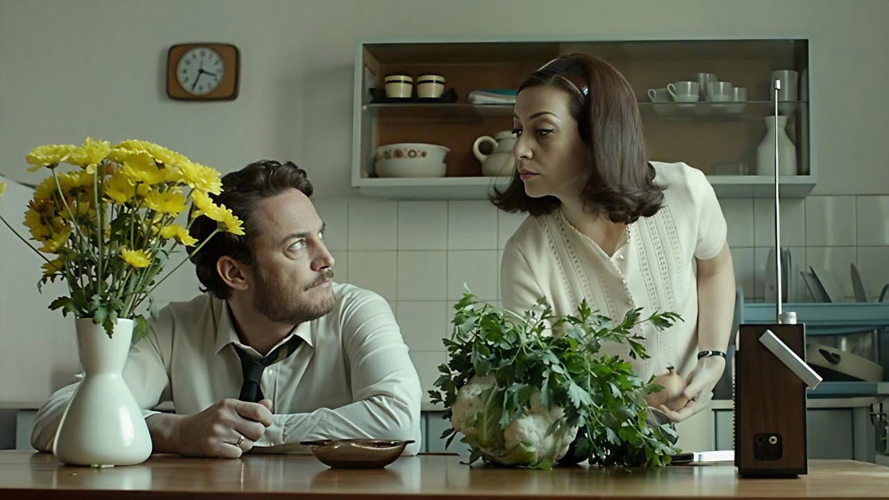 Backdrop – סוף עידן התמימות