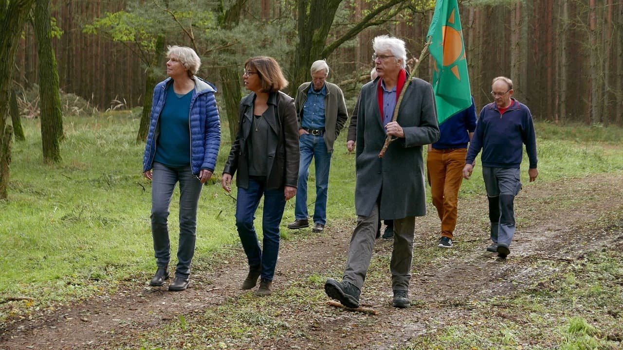 Backdrop – 33 Tage Utopie