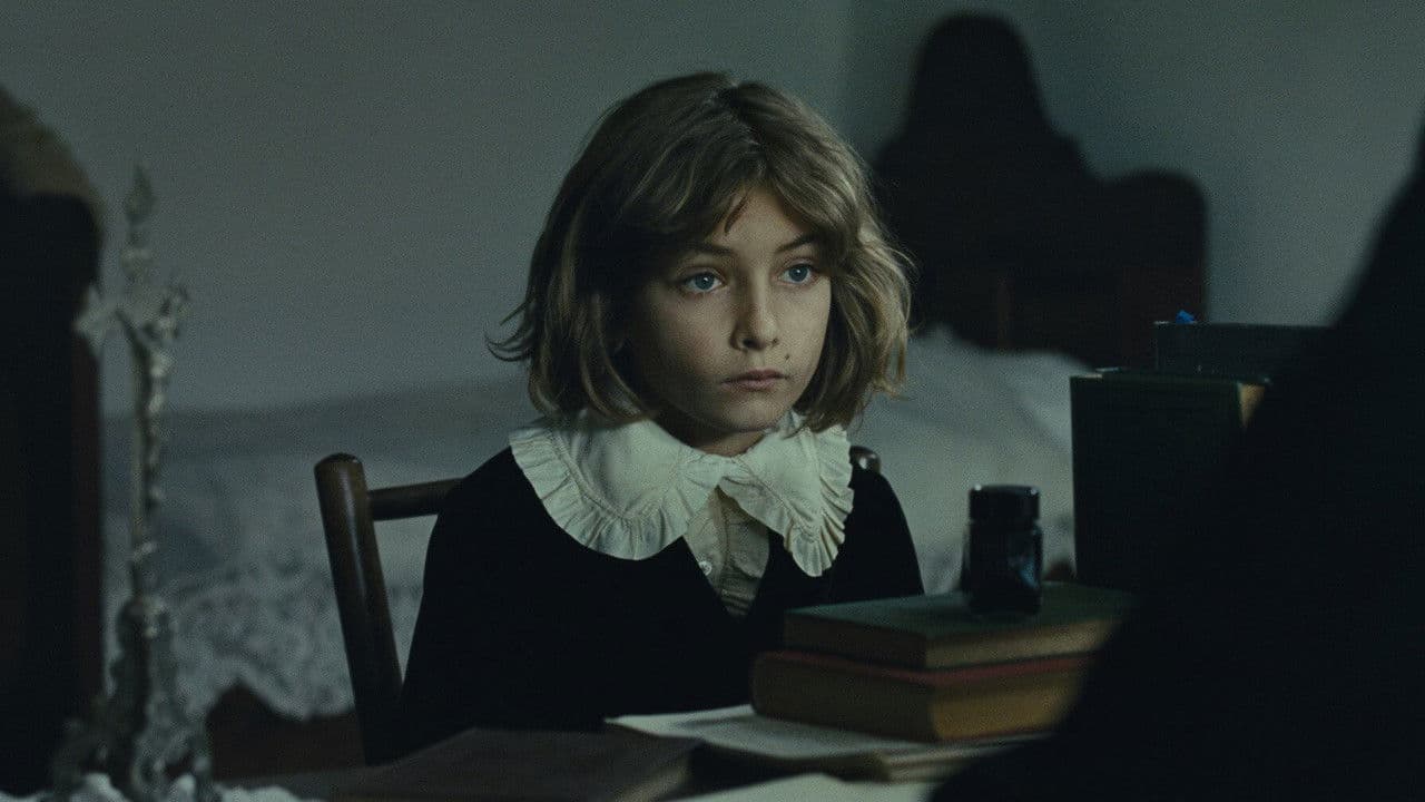 Backdrop – The Childhood of a Leader