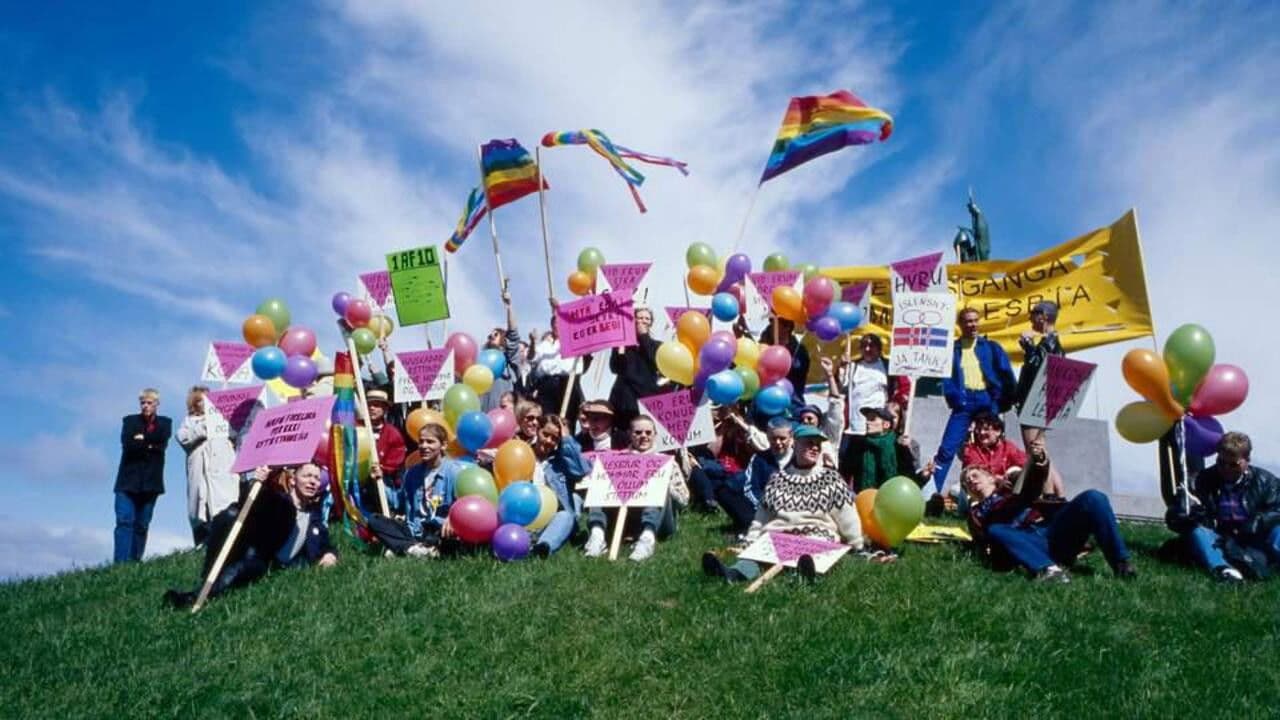 Backdrop – Fjaðrafok