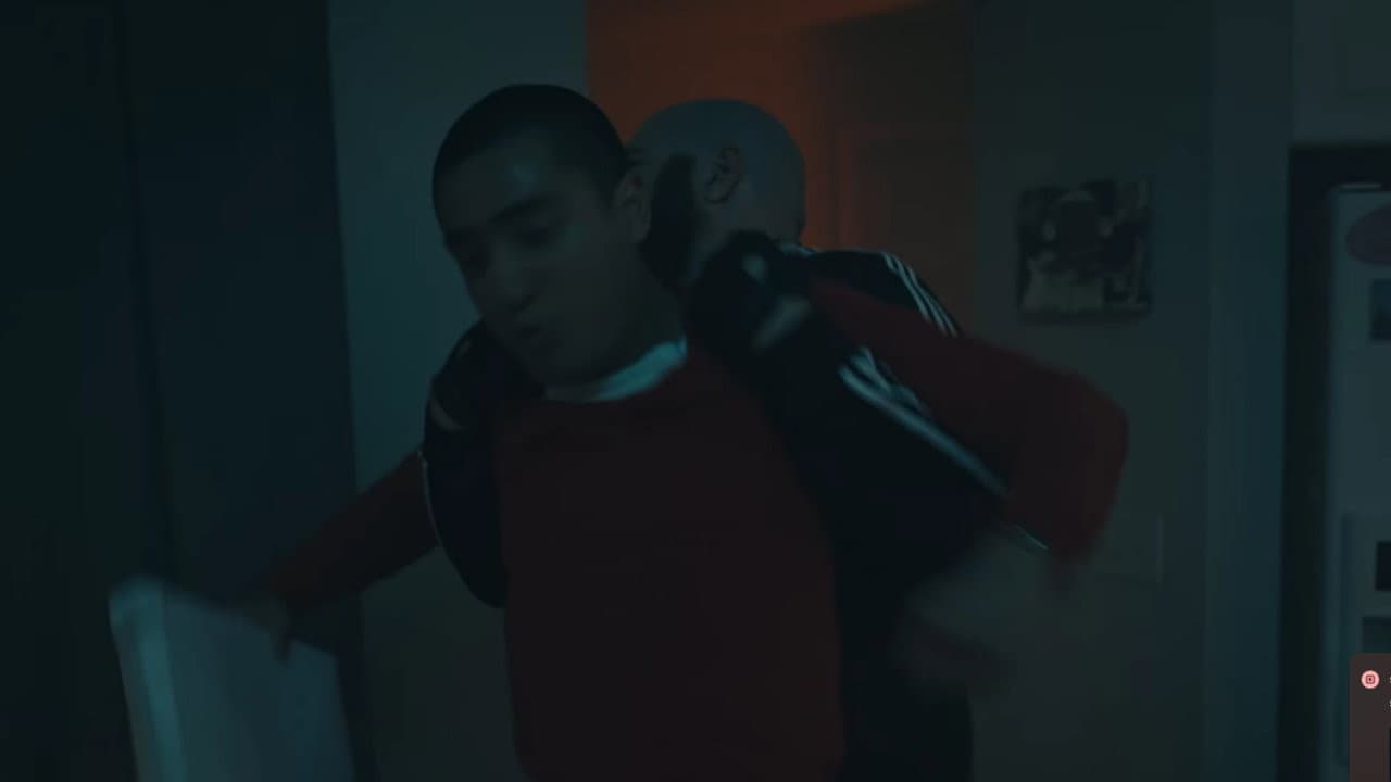 Backdrop – When the Pizza Delivery Guy Walks in on a Robbery