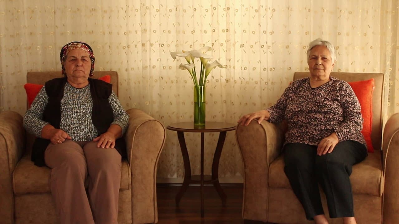 Backdrop – Tesbih Çeken Adamlar