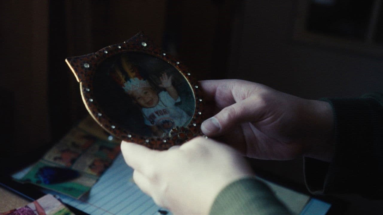 Backdrop – Belongings