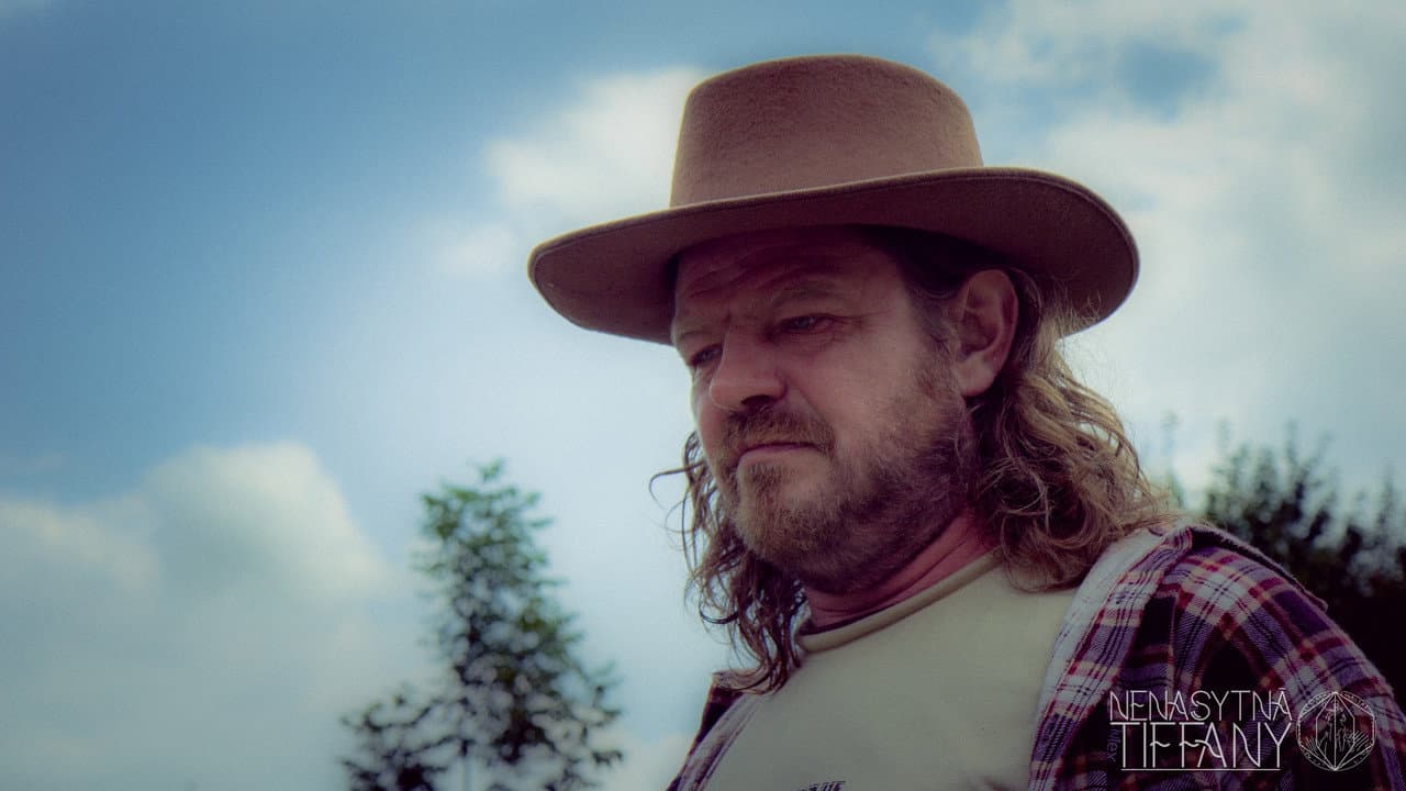 Backdrop – Nenasytná Tiffany