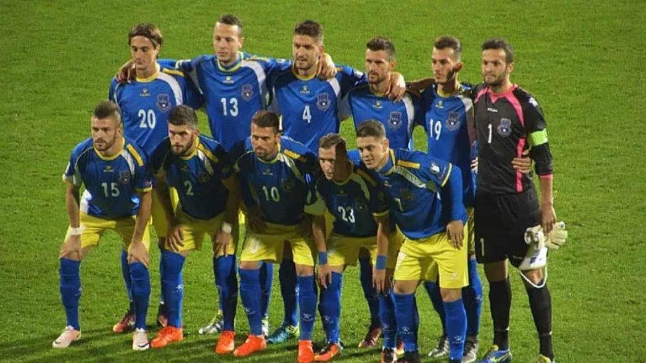 Backdrop – Heja Kosovo friskt humör
