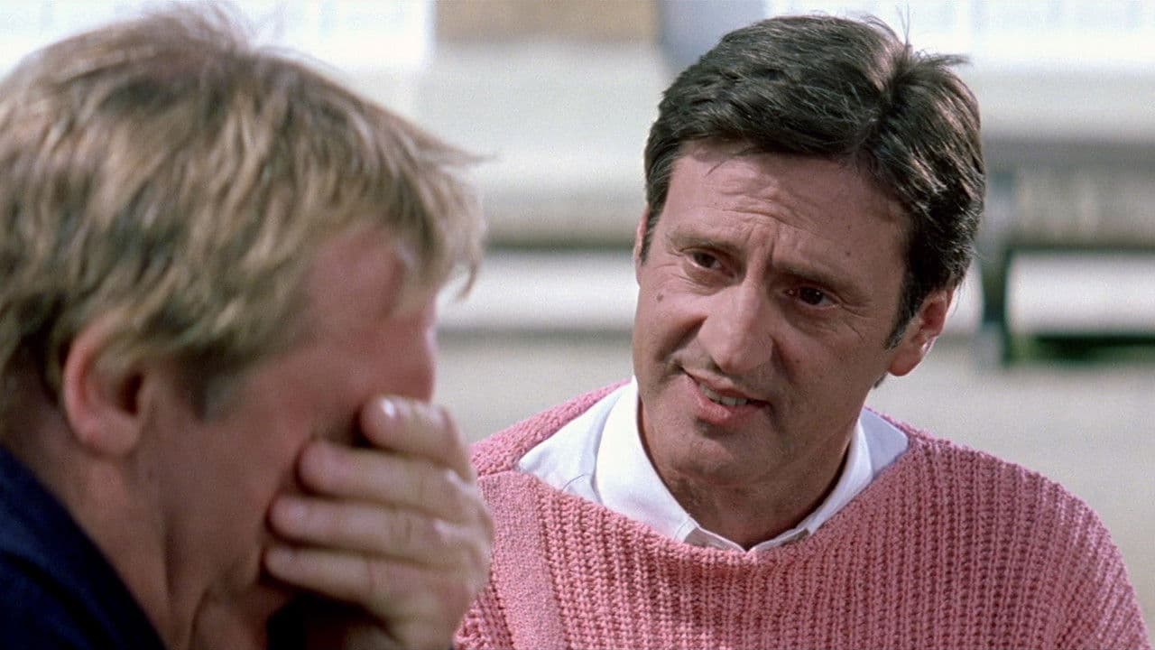 Backdrop – Ein Mann sieht rosa